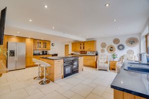 Kitchen- click for photo gallery